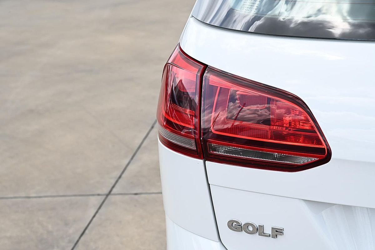 2015 Volkswagen Golf 103TSI Highline 7