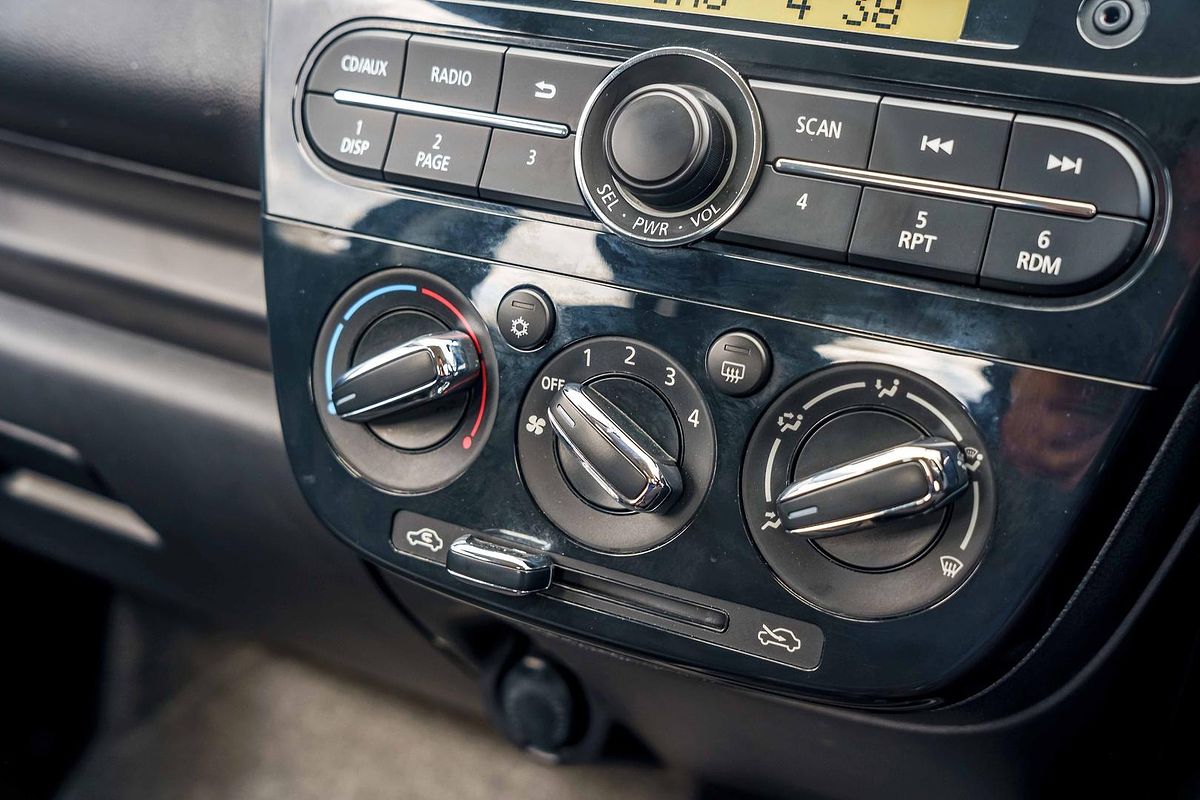 2017 Mitsubishi Mirage ES LA