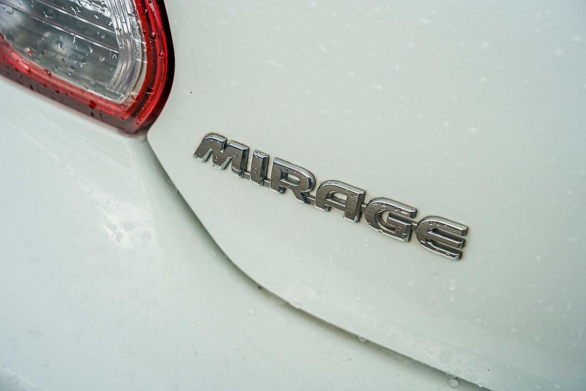 2017 Mitsubishi Mirage ES LA