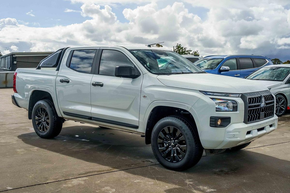 2024 Mitsubishi Triton GLX-R MV 4X4