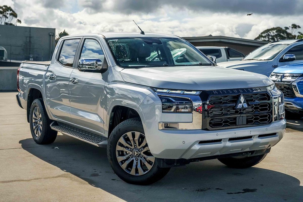 2025 Mitsubishi Triton GLS MV 4X4