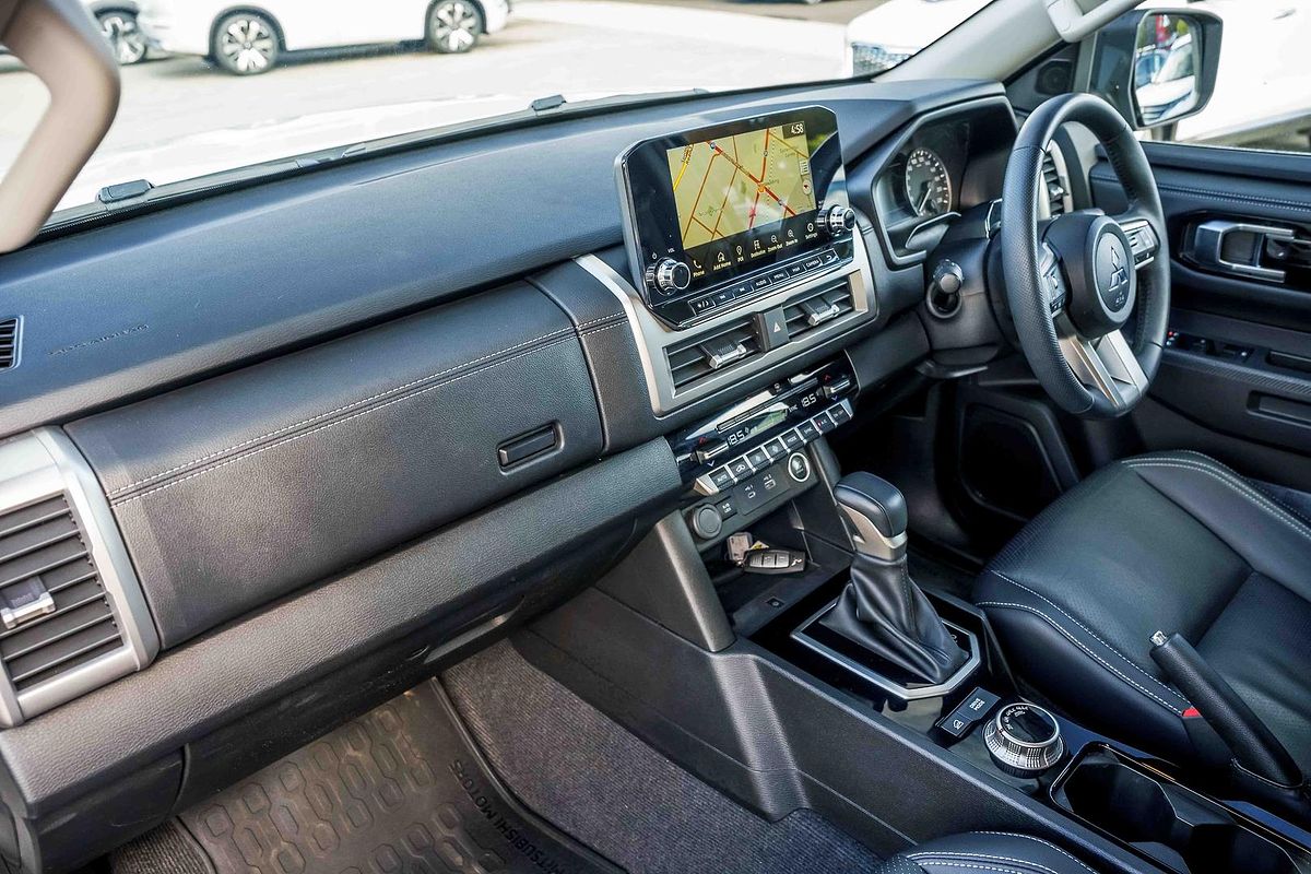 2025 Mitsubishi Triton GLS MV 4X4