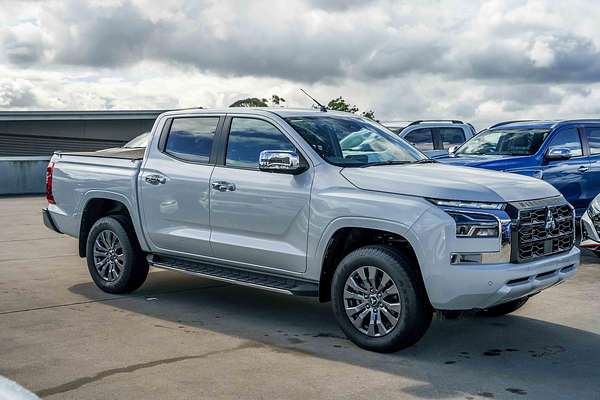 2025 Mitsubishi Triton GLS MV 4X4