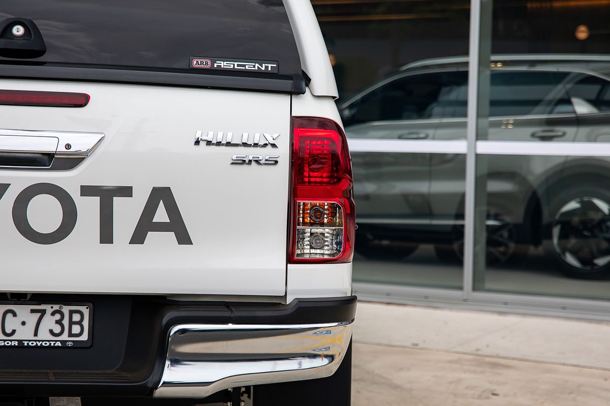 2018 Toyota Hilux SR5 GUN126R 4X4