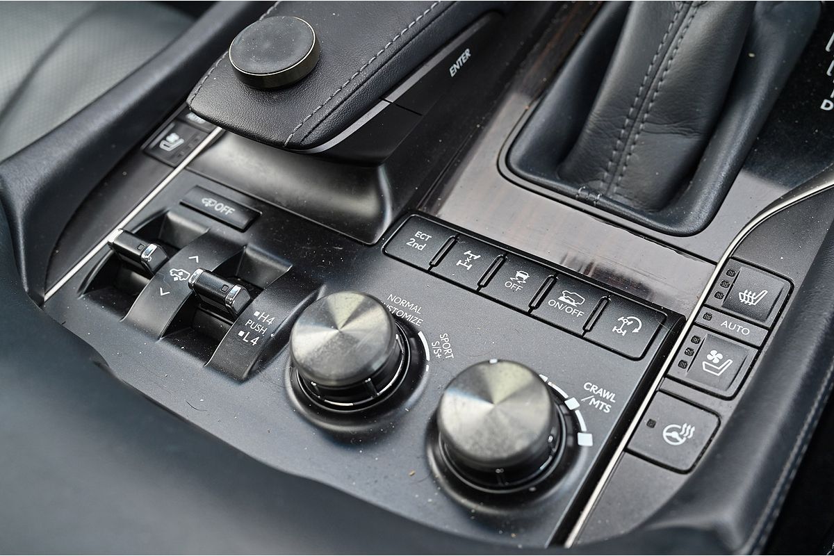 2017 Lexus LX LX570 URJ201R