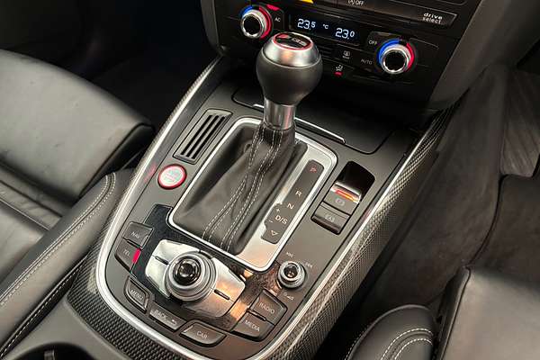 2014 Audi SQ5 TDI 8R