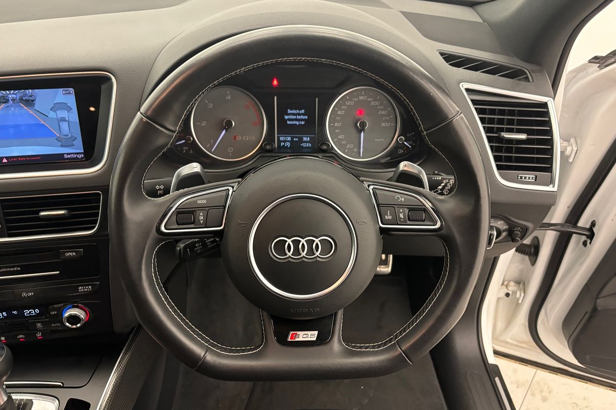 2014 Audi SQ5 TDI 8R