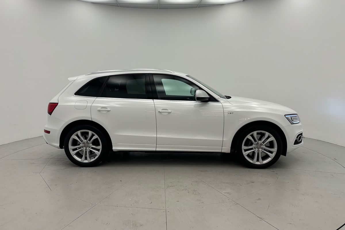 2014 Audi SQ5 TDI 8R