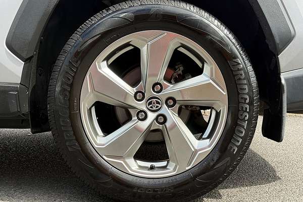 2020 Toyota RAV4 GXL AXAH52R