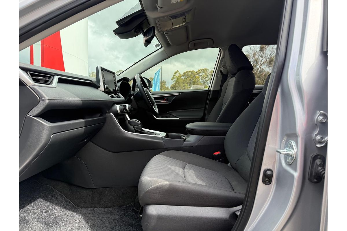 2020 Toyota RAV4 GXL AXAH52R