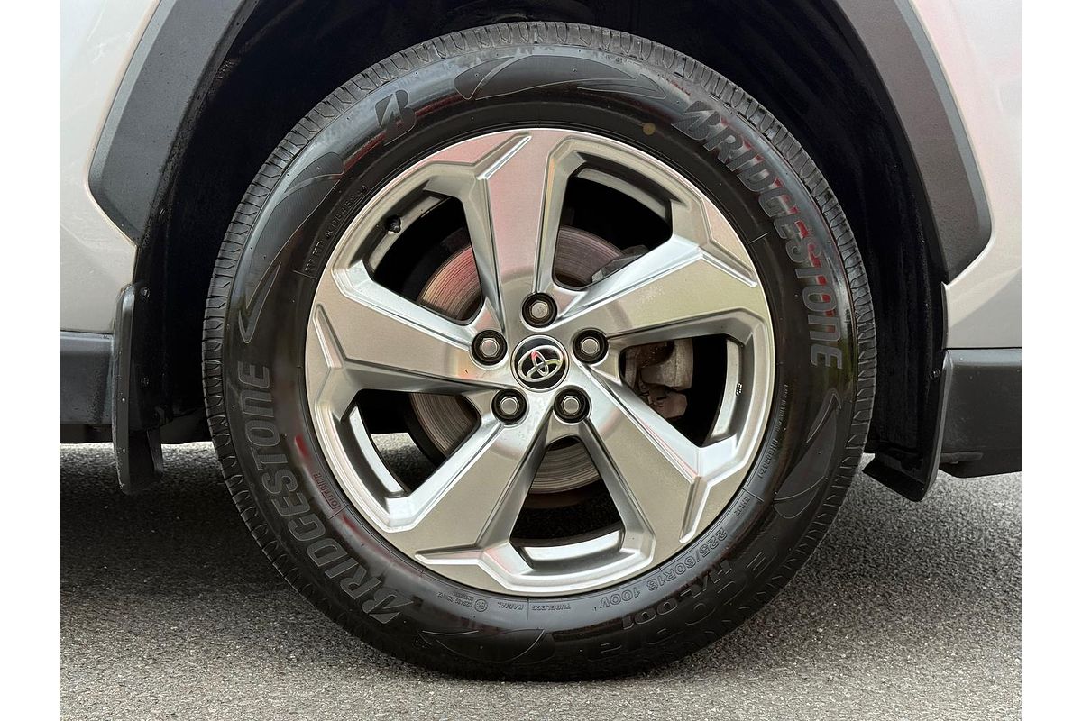 2020 Toyota RAV4 GXL AXAH52R