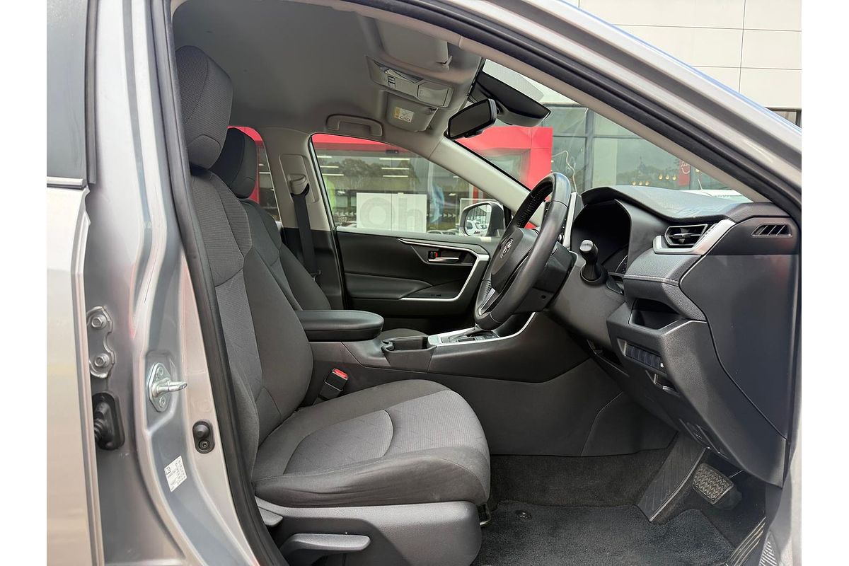 2020 Toyota RAV4 GXL AXAH52R