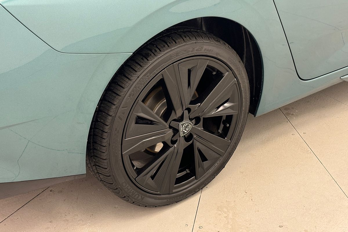 2021 Peugeot 308 GT P84