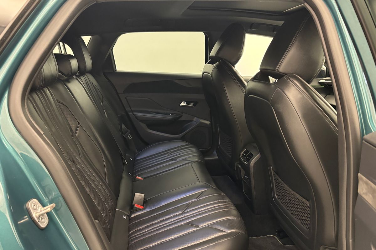 2021 Peugeot 308 GT P84