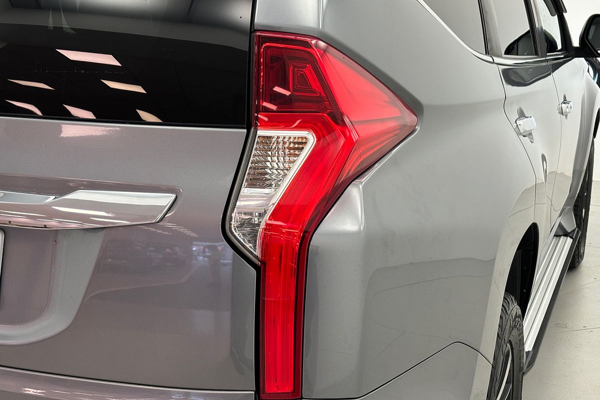 2017 Mitsubishi Pajero Sport GLS QE