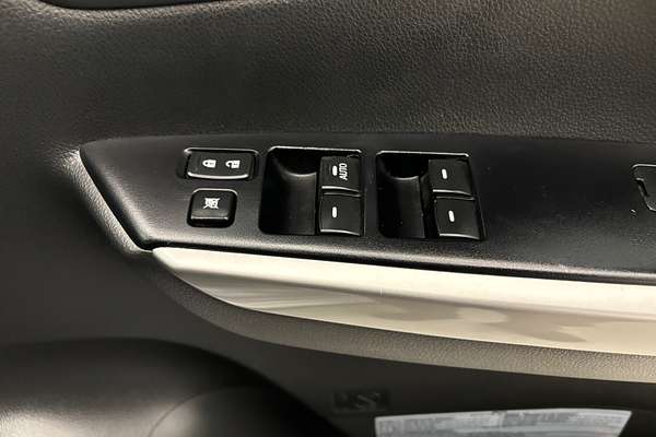 2017 Mitsubishi Pajero Sport GLS QE