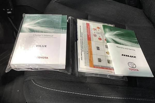 2017 Toyota Hilux SR GUN126R 4X4