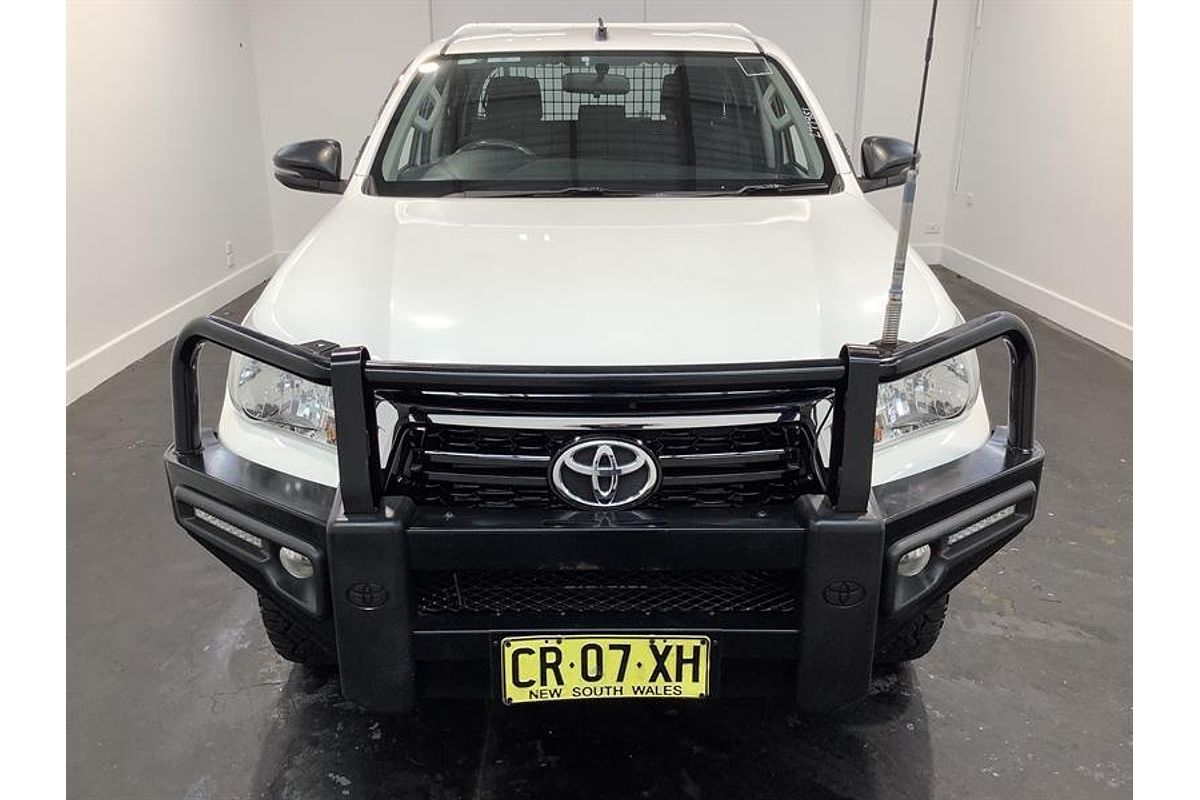 2017 Toyota Hilux SR GUN126R 4X4