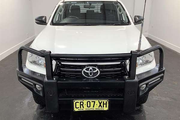 2017 Toyota Hilux SR GUN126R 4X4