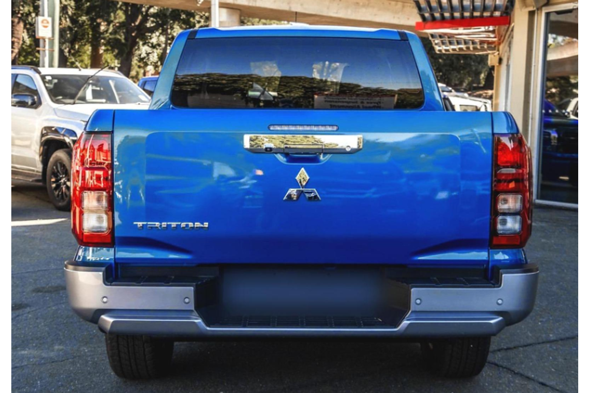 2025 Mitsubishi Triton GLS MV 4X4