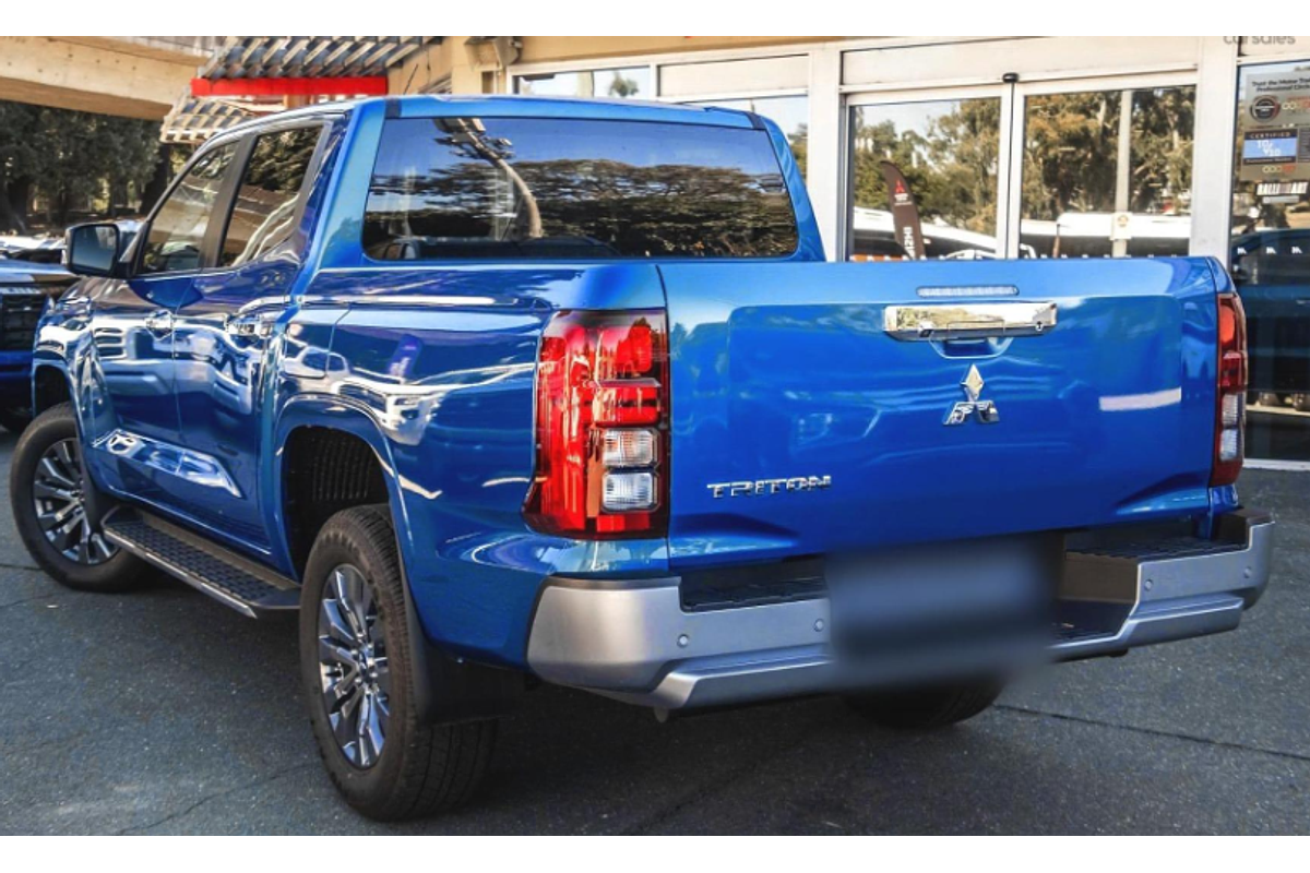 2025 Mitsubishi Triton GLS MV 4X4