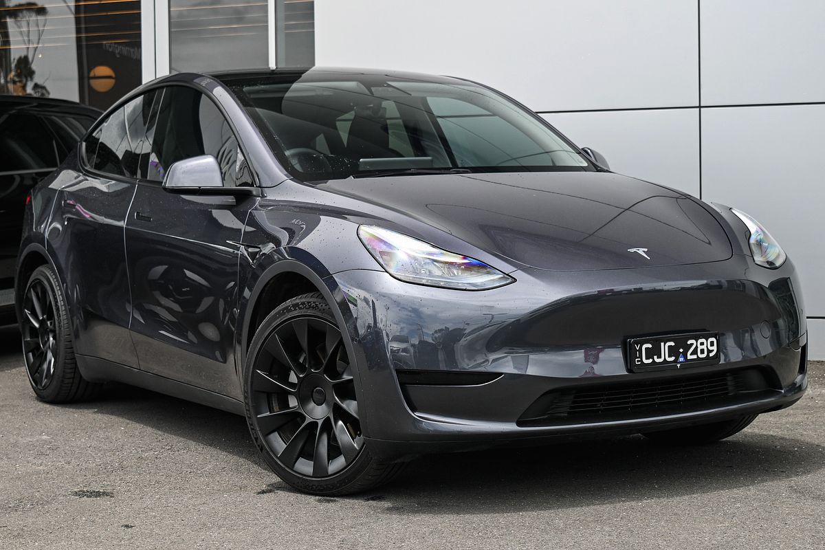 2023 Tesla Model Y Rear-Wheel Drive
