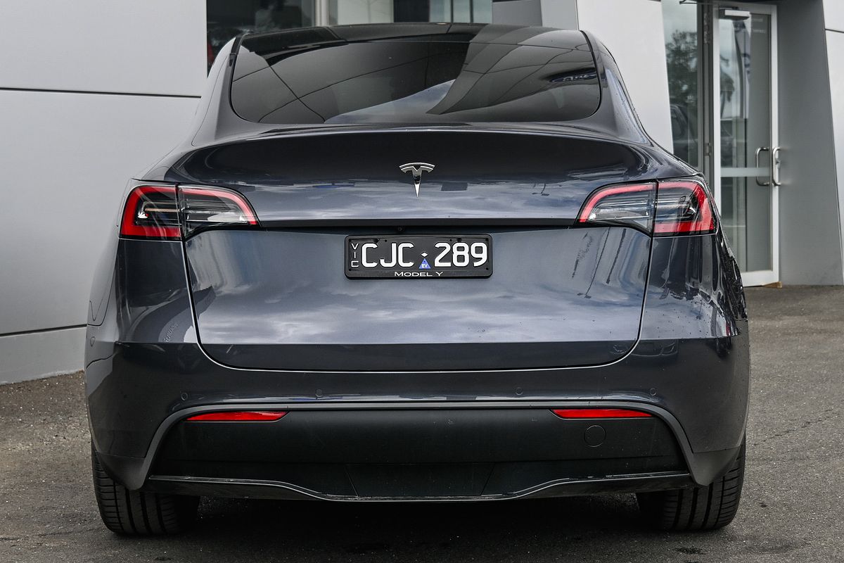 2023 Tesla Model Y Rear-Wheel Drive