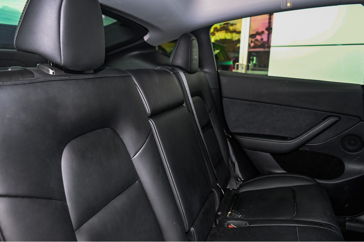 2023 Tesla Model Y Rear-Wheel Drive