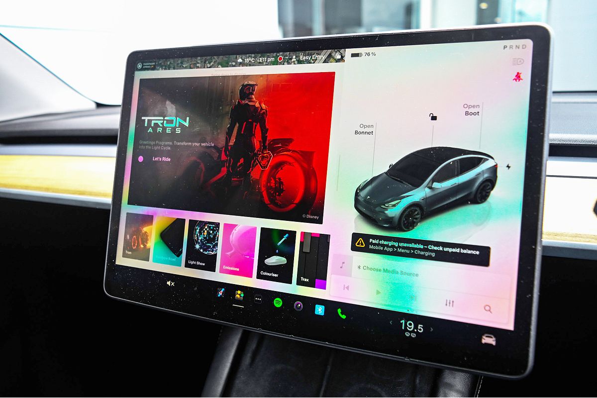 2023 Tesla Model Y Rear-Wheel Drive