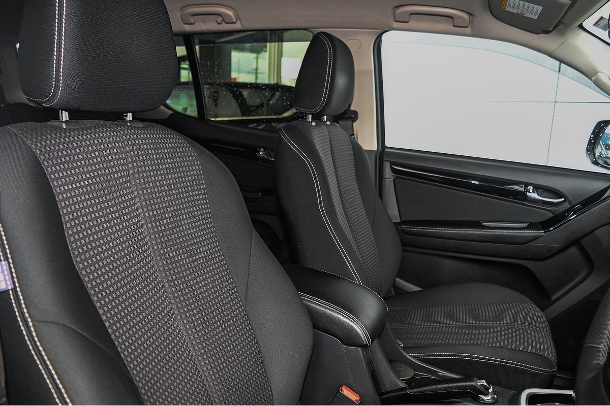 2019 Isuzu MU-X LS-U