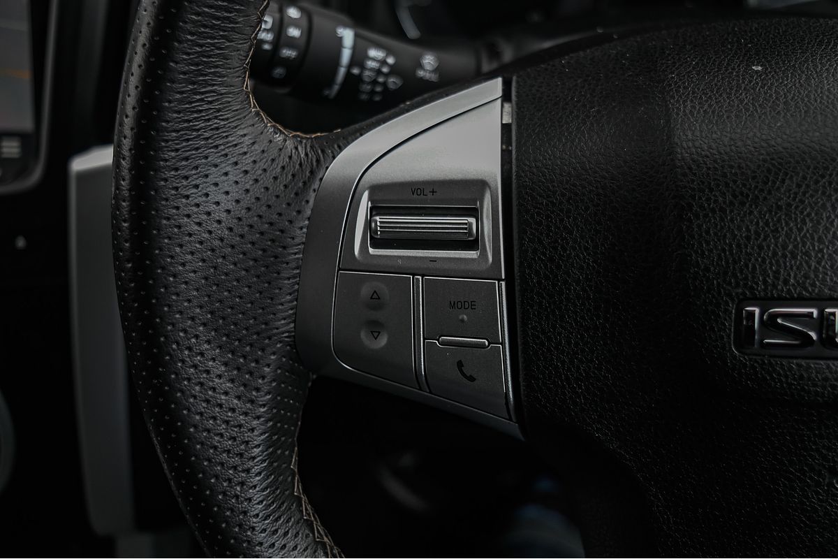 2019 Isuzu MU-X LS-U