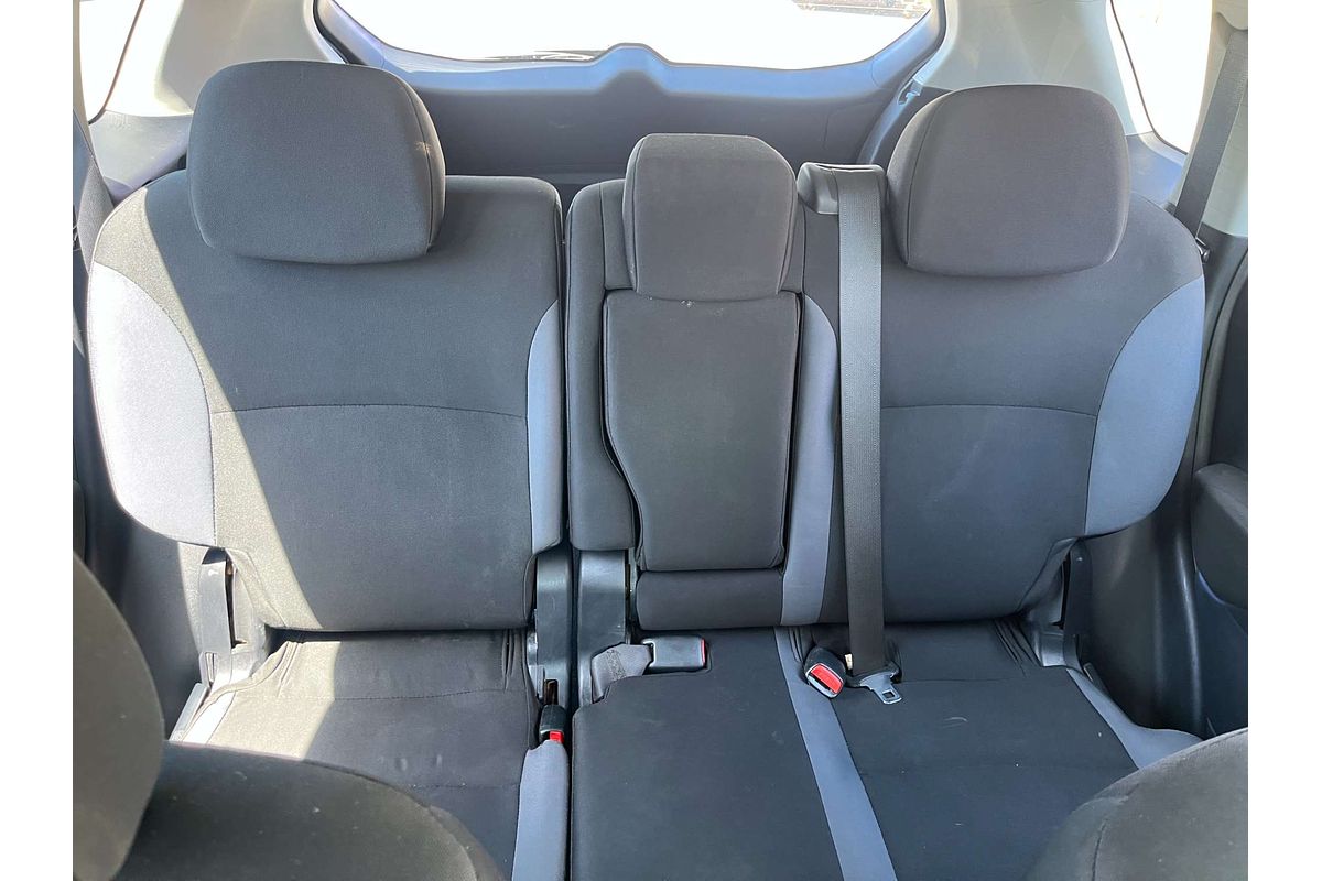 2010 Mitsubishi Outlander LS ZH