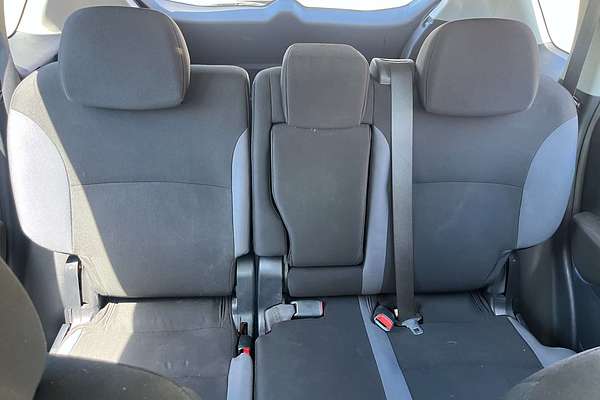 2010 Mitsubishi Outlander LS ZH