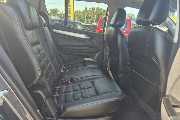 2019 Isuzu MU-X LS-T