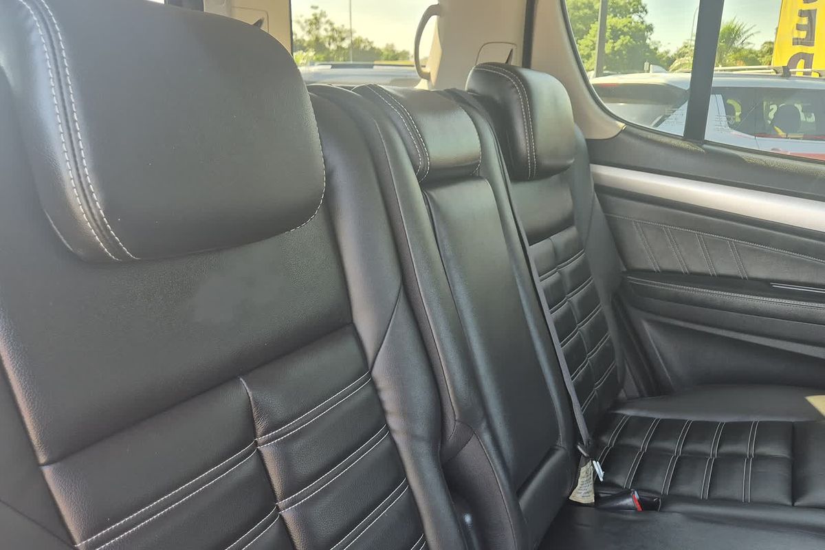 2019 Isuzu MU-X LS-T