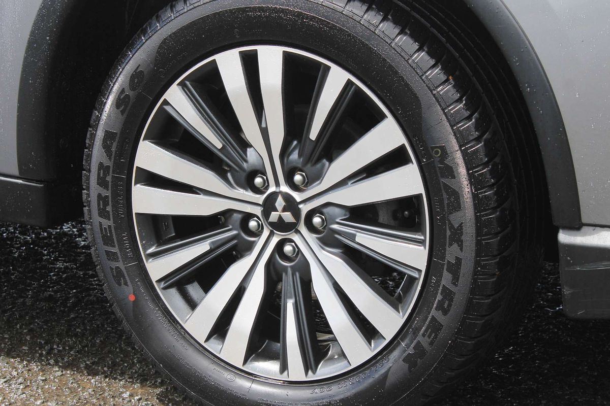 2018 Mitsubishi Outlander ES ZL