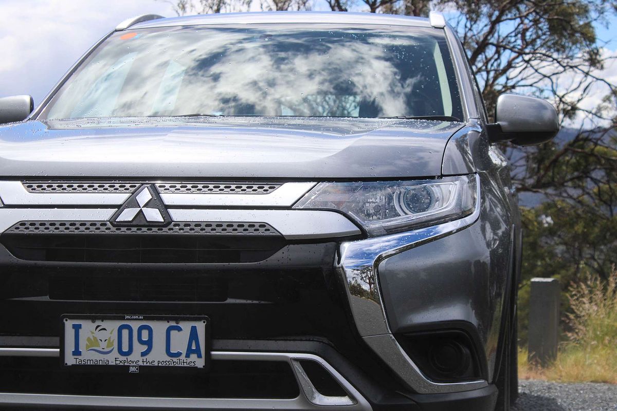 2018 Mitsubishi Outlander ES ZL