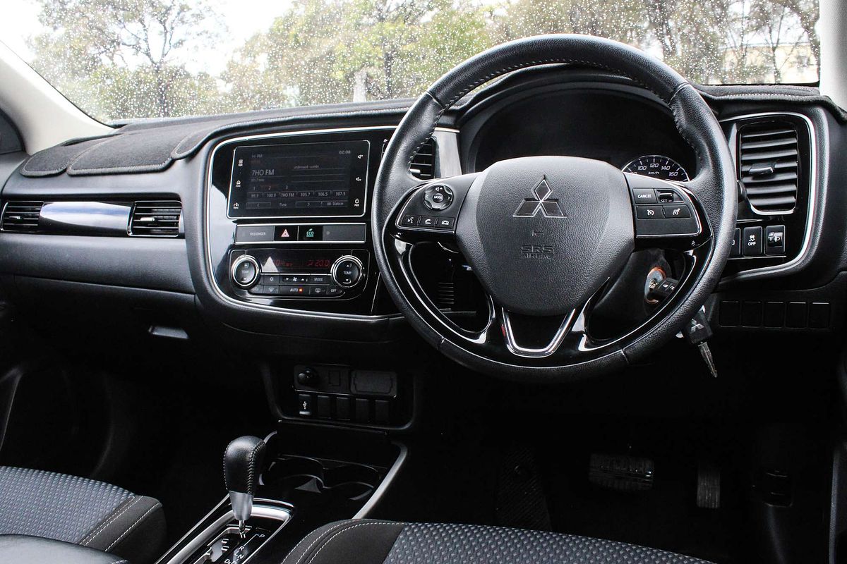 2018 Mitsubishi Outlander ES ZL