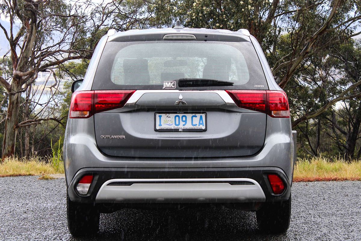 2018 Mitsubishi Outlander ES ZL