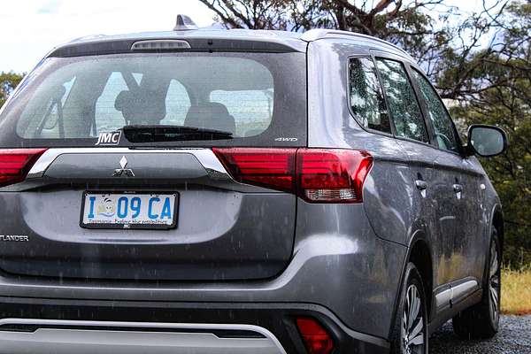 2018 Mitsubishi Outlander ES ZL