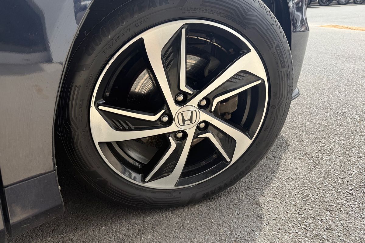 2016 Honda Odyssey VTi-L 5th Gen