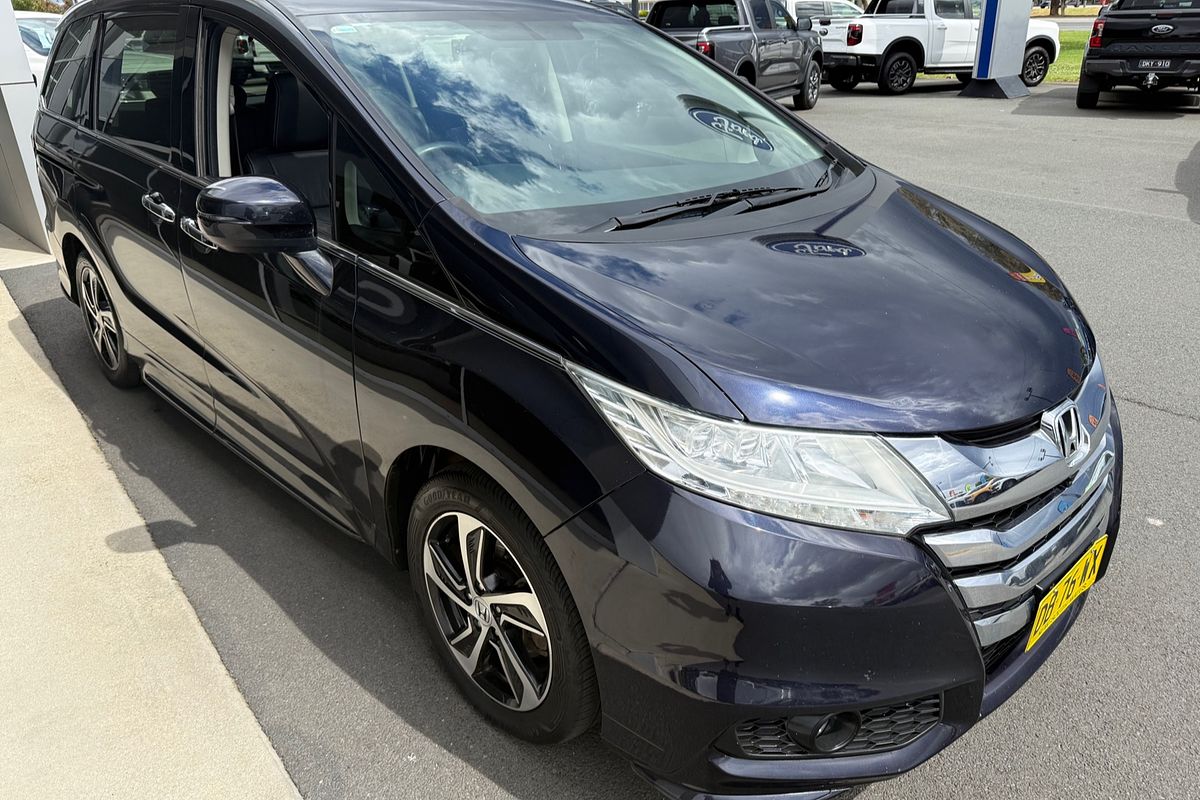 2016 Honda Odyssey VTi-L 5th Gen
