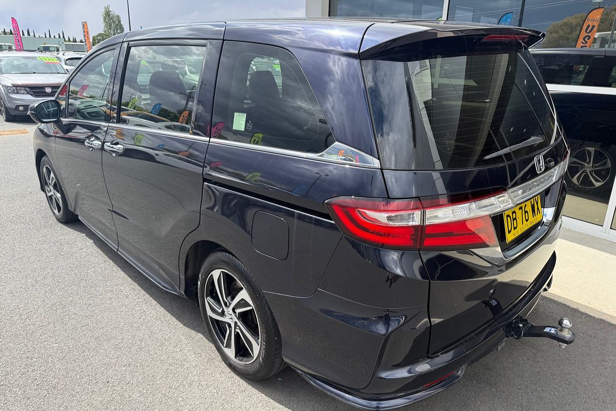 2016 Honda Odyssey VTi-L 5th Gen