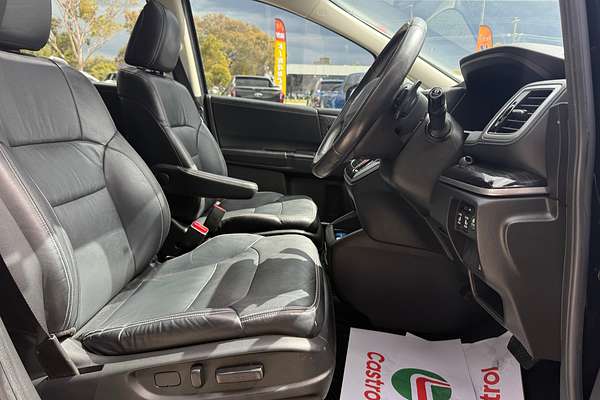 2016 Honda Odyssey VTi-L 5th Gen