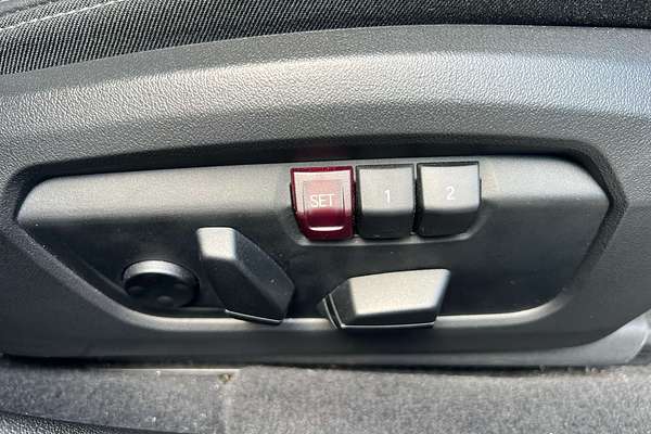 2025 BMW 1 Series 120 M Sport F70