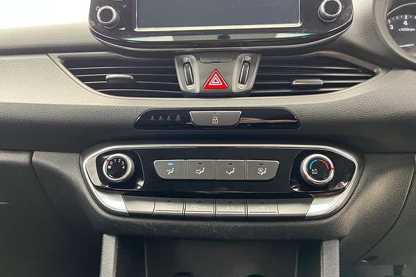 2018 Hyundai i30 ACTIVE PD2 UPDATE