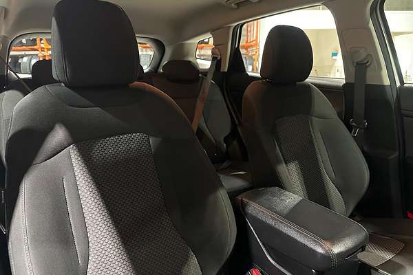 2022 Kia Sportage S NQ5