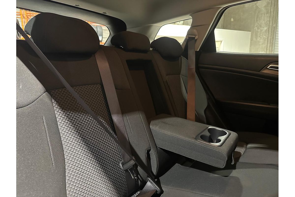 2022 Kia Sportage S NQ5