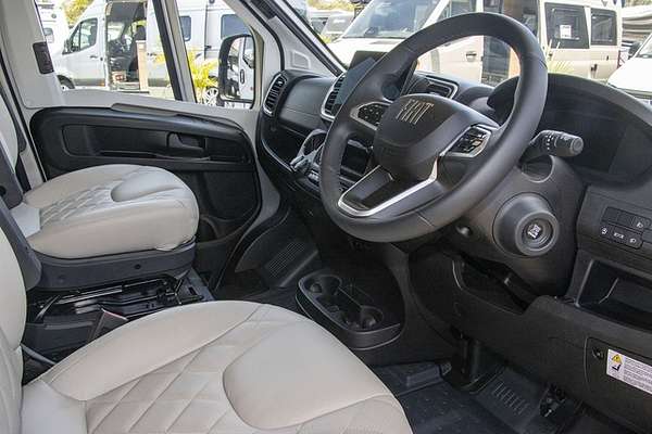 2025 Jayco SIGNATURE MOTORHOME FA.25-1.LE.SG-MY25