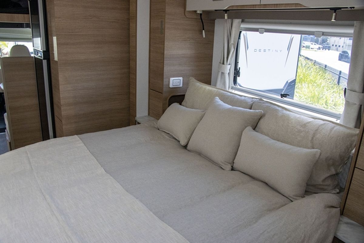 2025 Jayco SIGNATURE MOTORHOME FA.25-1.LE.SG-MY25